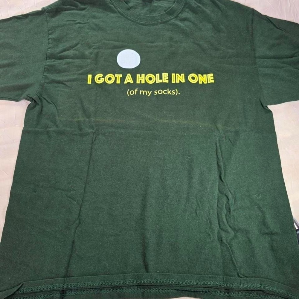 Gildan Mens Large Green Hole In One Golf Humor Graphic T-Shirt Heavy Cotton